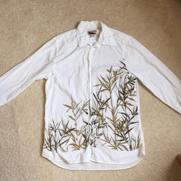 Nice button down 🎉 - Picture 2 of 3